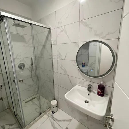 Amin Rana E Hedhun Apartmán *