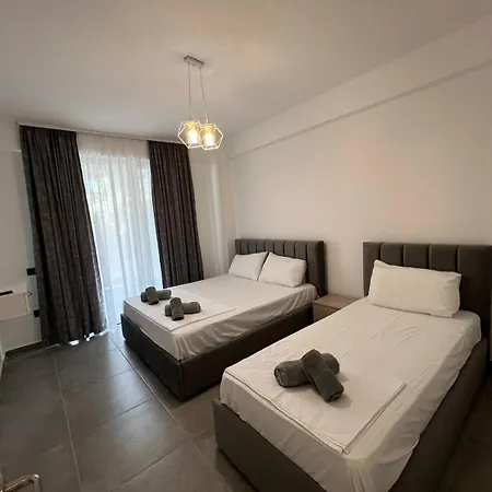 Amin Rana E Hedhun Apartmán Shëngjin